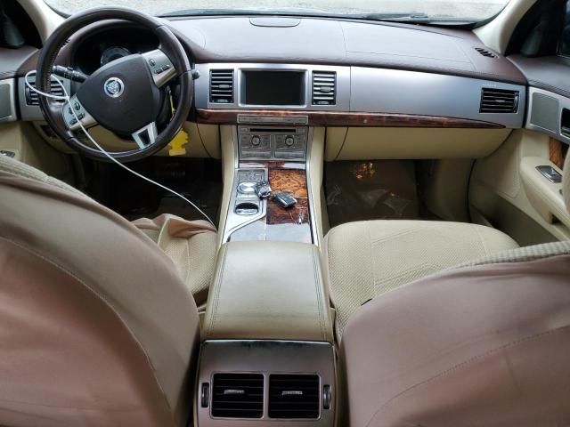 2009 Jaguar XF Premium Luxury