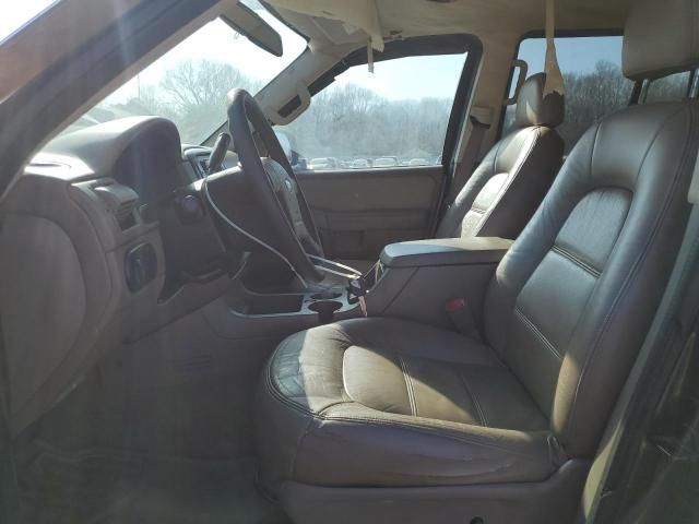 2005 Ford Explorer XLS