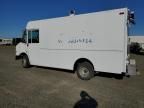 2004 Freightliner Chassis M Line WALK-IN Van