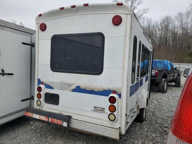 2011 Ford Econoline E350 Super Duty Cutaway Van