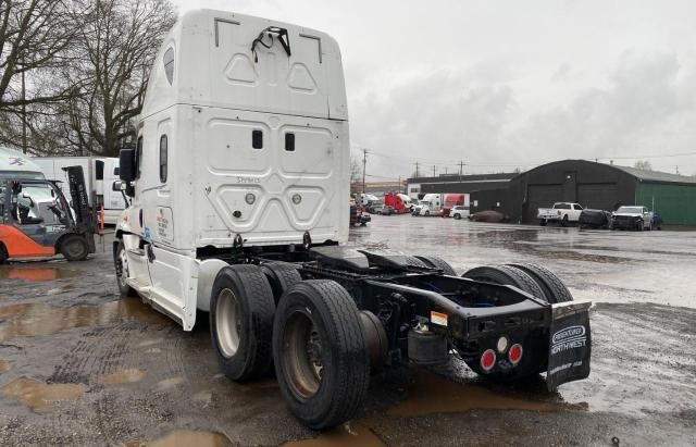 2016 Freightliner Cascadia 125