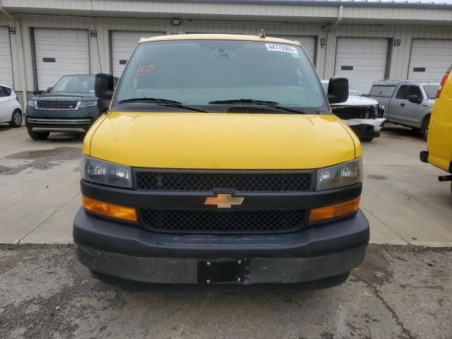 2020 Chevrolet Express G2500