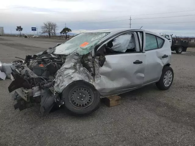 2015 Nissan Versa S