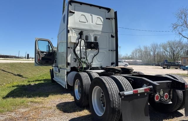 2017 Freightliner Cascadia 125