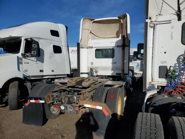 2013 Kenworth T660 Semi Truck