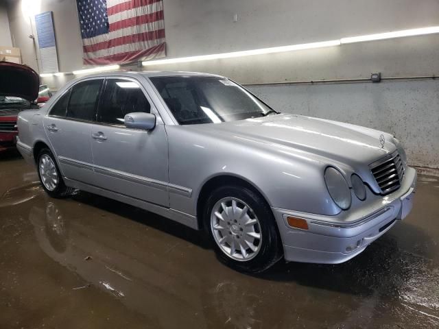 2001 Mercedes-Benz E 320