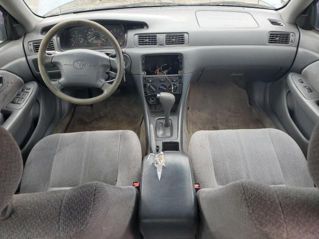 2000 Toyota Camry CE