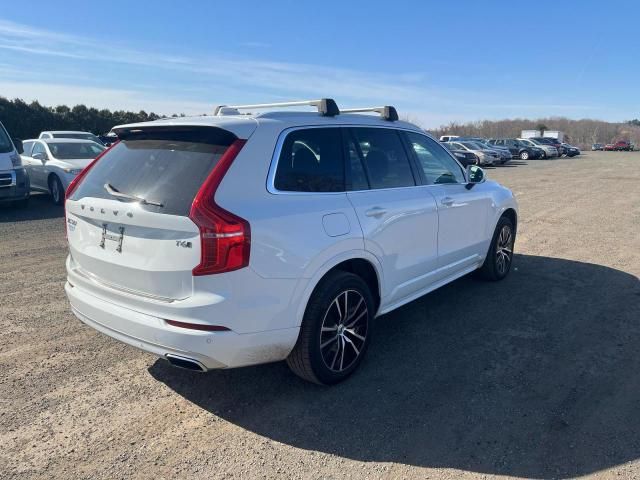 2020 Volvo XC90 T6 Momentum