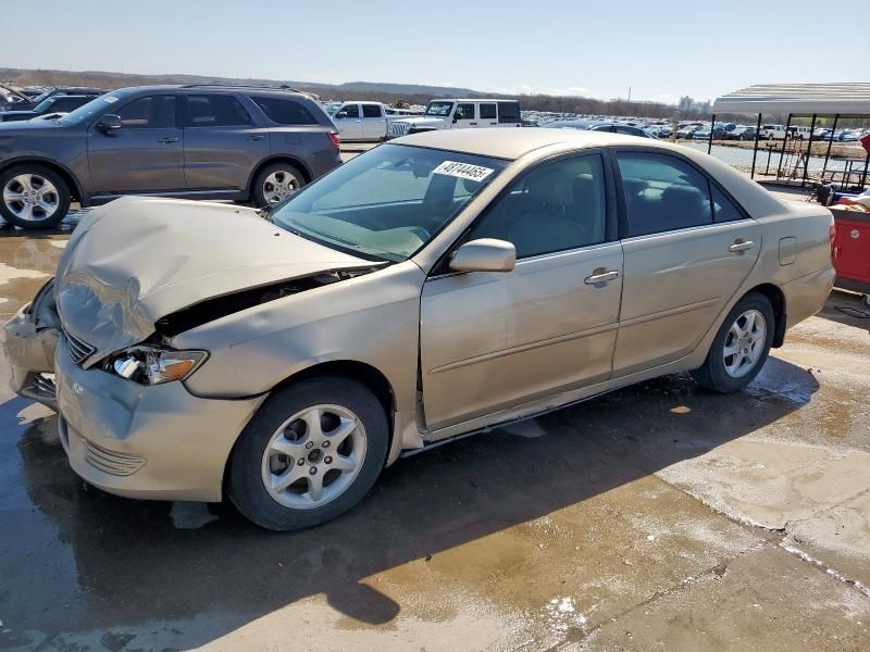 2005 Toyota Camry LE