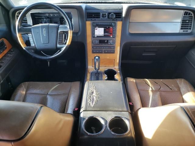 2013 Lincoln Navigator L