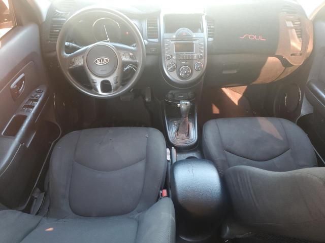 2011 KIA Soul +