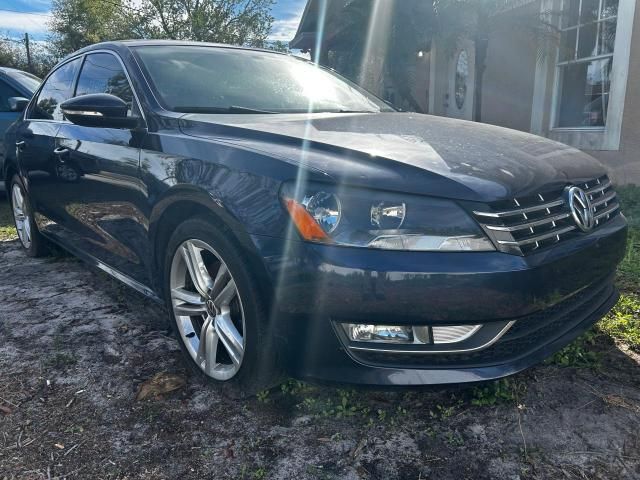 2012 Volkswagen Passat SE