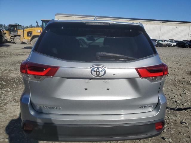 2018 Toyota Highlander SE