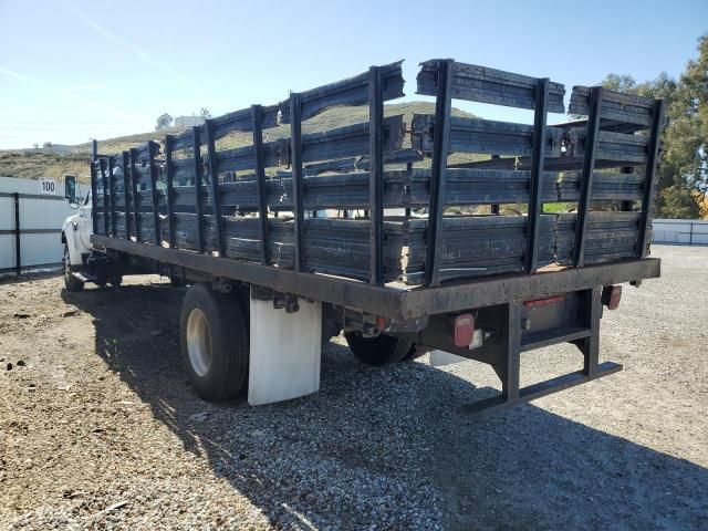 2005 Ford F750 Super Duty Flatbed Truck