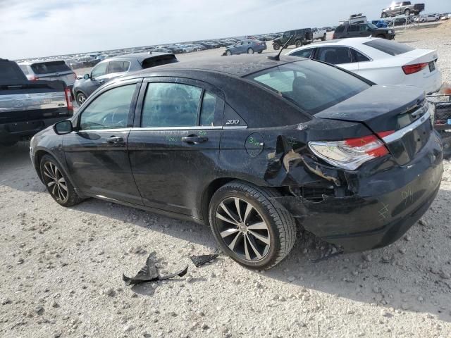 2013 Chrysler 200 Limited