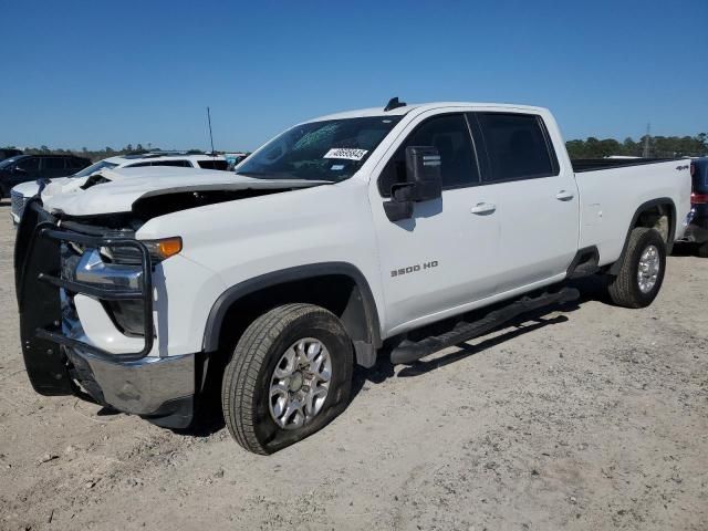 2020 Chevrolet Silverado K3500 LT