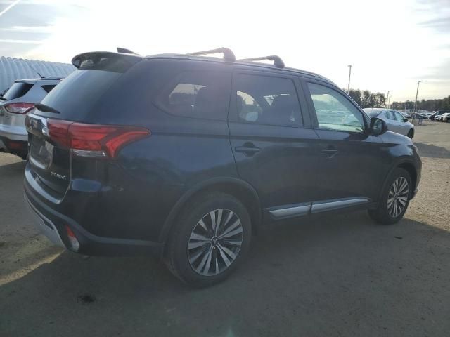 2019 Mitsubishi Outlander SE