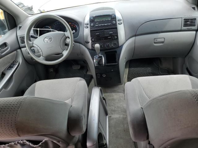 2007 Toyota Sienna CE