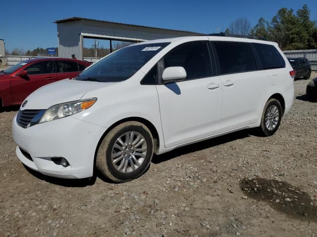 2014 Toyota Sienna XLE