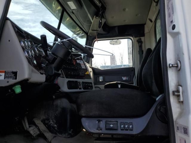 2018 Western Star 2018 Westen Star Conventional 4700SF Dump Truck