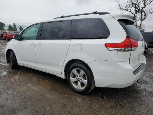 2012 Toyota Sienna LE