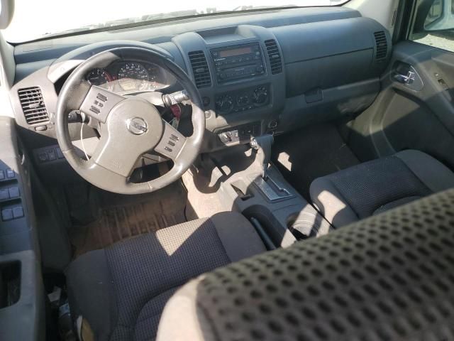 2005 Nissan Frontier Crew Cab LE