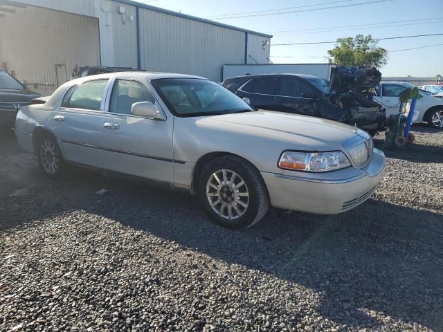 2007 Lincoln Town Car Signature Limited