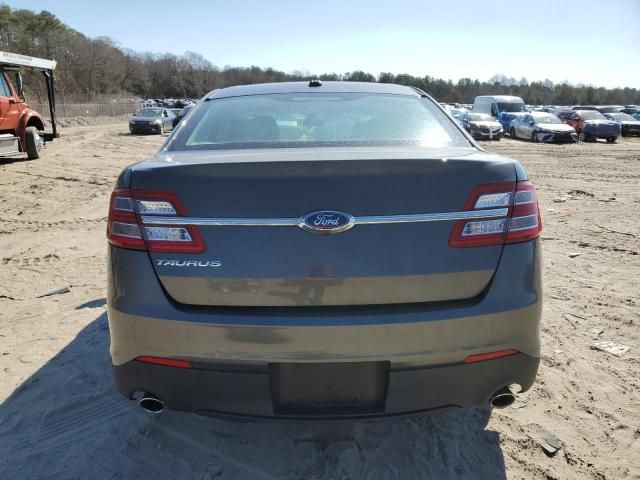 2018 Ford Taurus SE