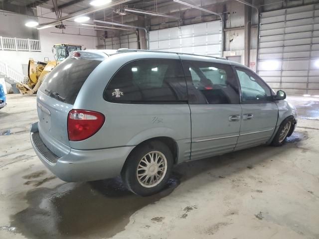 2004 Chrysler Town & Country Limited