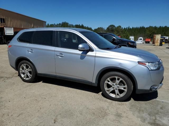 2015 Mitsubishi Outlander SE