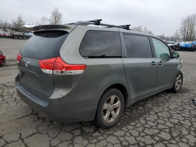 2011 Toyota Sienna LE