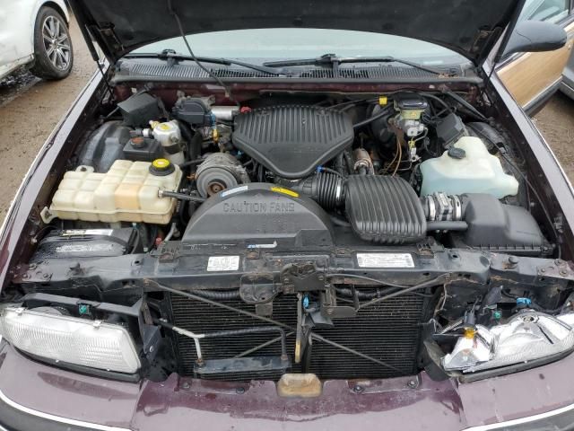 1996 Buick Roadmaster Base