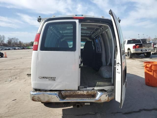 2013 Chevrolet Express G2500