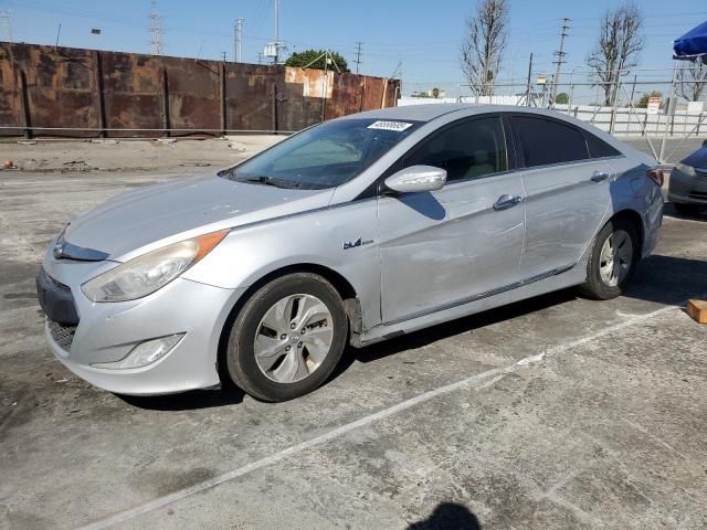 2013 Hyundai Sonata Hybrid