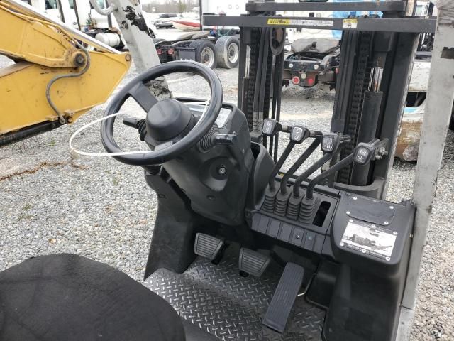 2013 Nissan Forklift