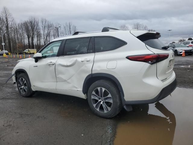 2021 Toyota Highlander Hybrid XLE