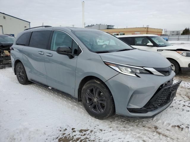 2024 Toyota Sienna LE