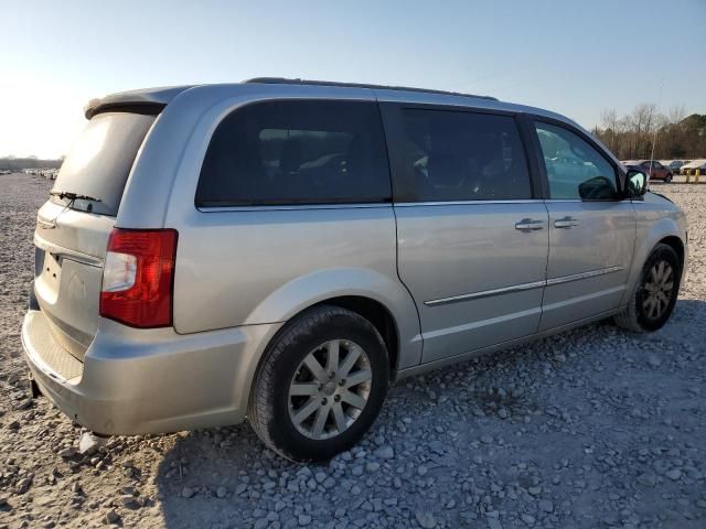 2011 Chrysler Town & Country Touring L