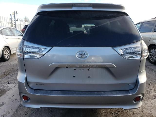 2012 Toyota Sienna Sport