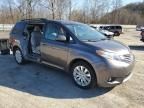 2016 Toyota Sienna XLE