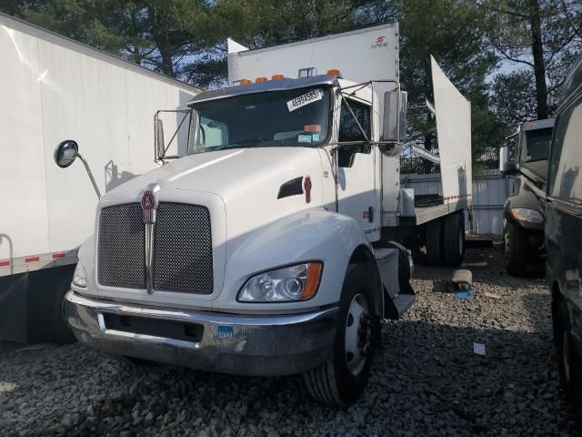 2019 Kenworth T370 BOX Truck