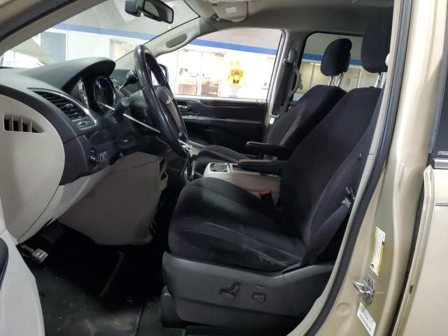 2011 Chrysler Town & Country Touring