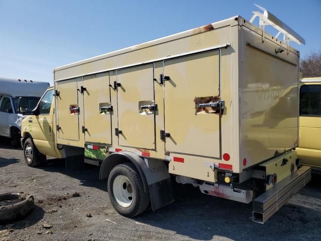 2021 Ford E450 Super Duty Refrigerated Delivery Truck