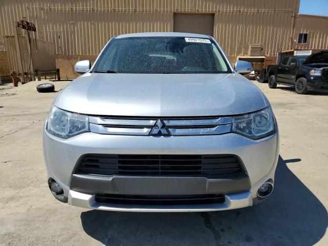 2015 Mitsubishi Outlander SE