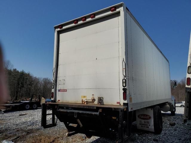 2009 Peterbilt 335 BOX Truck