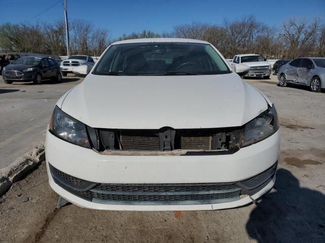 2012 Volkswagen Passat SE