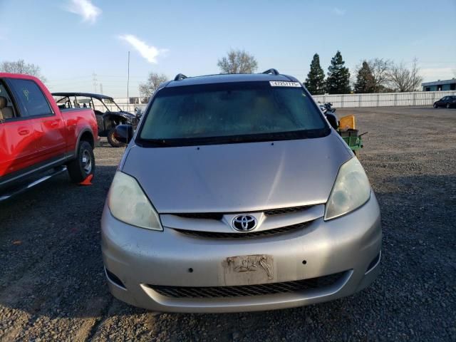 2006 Toyota Sienna CE