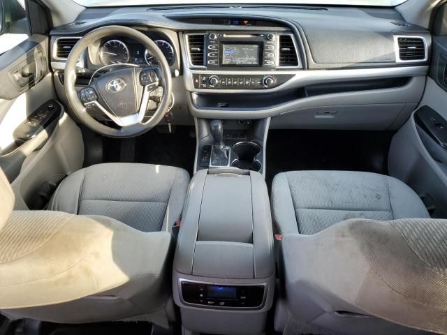 2015 Toyota Highlander LE