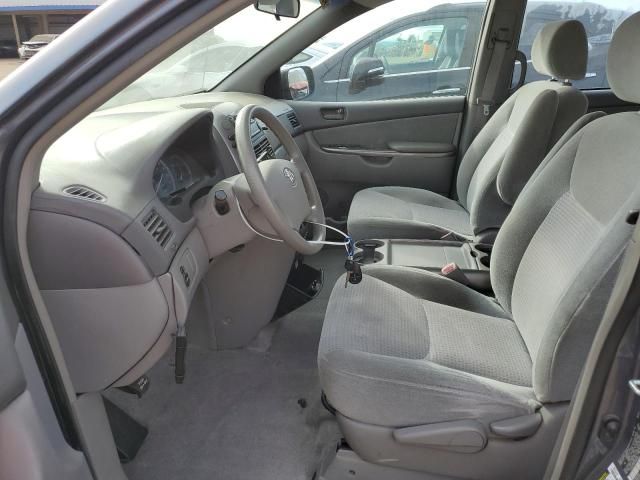 2007 Toyota Sienna CE