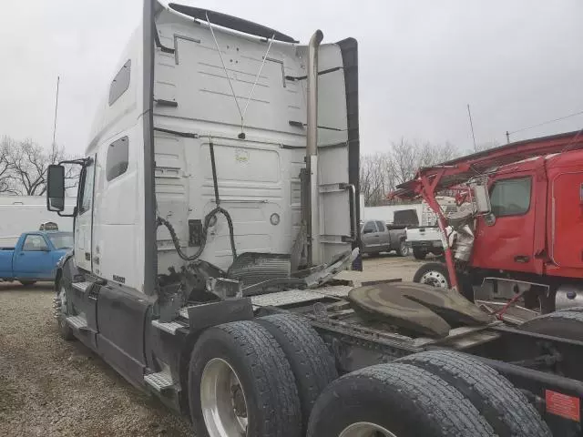 2018 Volvo VN VNL Semi Truck